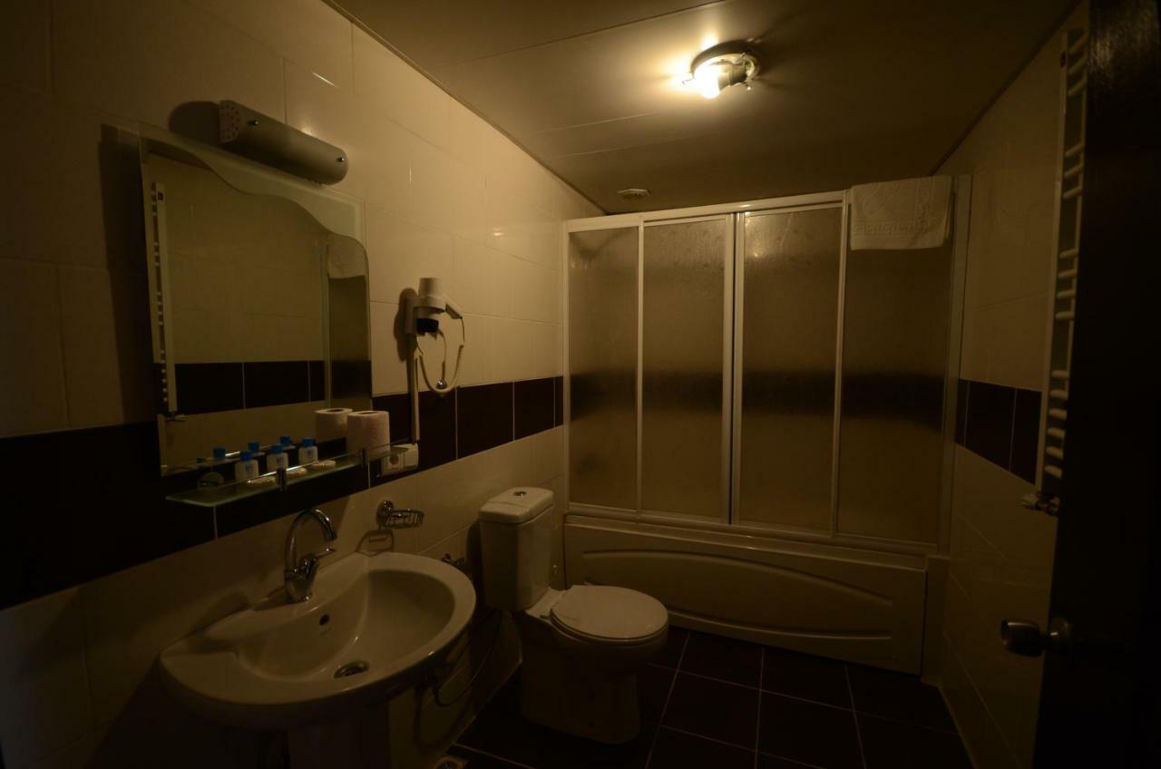 Bildik Hotel Sarıkamış Esterno foto